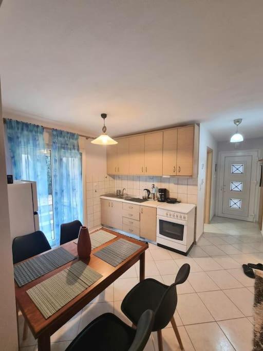 Elias Home Янина Екстериор снимка